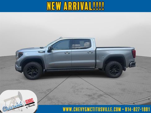 Used 2023 GMC Sierra 1500 AT4 w/ AT4 Premium Package AWD/4WD image 9