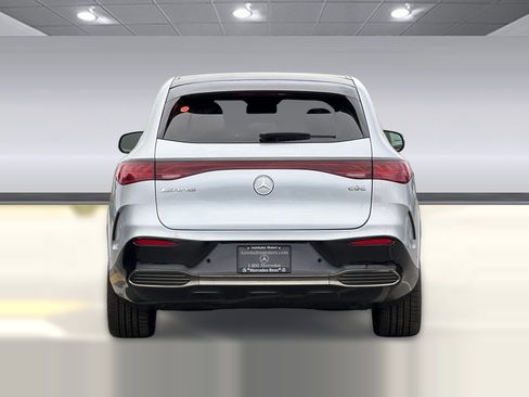 New 2025 Mercedes-Benz EQE AMG 4MATIC SUV image 8