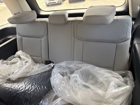 New 2026 Ford Expedition Active RWD image 29