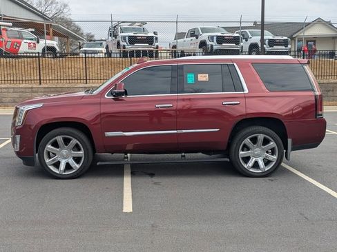 Used 2018 Cadillac Escalade Premium Luxury image 7