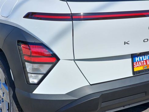 New 2026 Hyundai Kona SE image 19