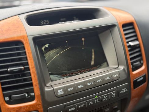 Used 2004 Lexus GX 470 AWD/4WD image 24