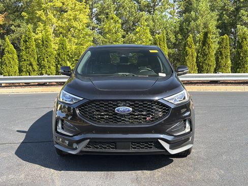 Used 2020 Ford Edge ST w/ Equipment Group 401A AWD/4WD image 10