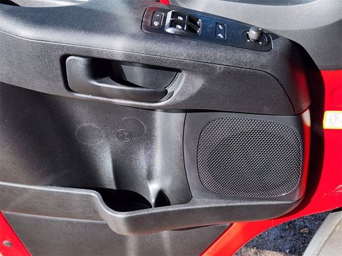 New 2025 RAM ProMaster 1500 w/ Quick Order Package 22G SLT image 6