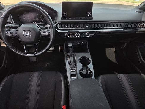 Used 2024 Honda Civic Sport image 8