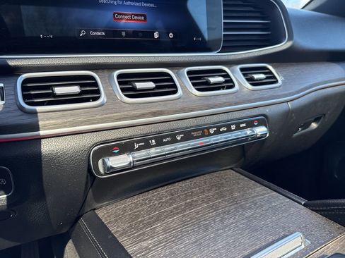 Used 2021 Mercedes-Benz GLE 350 4MATIC image 16
