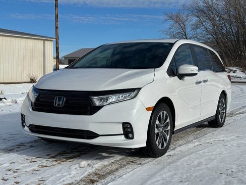 Used 2024 Honda Odyssey EX-L image 7