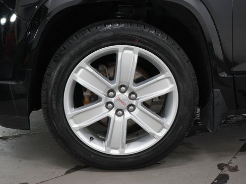 Used 2023 GMC Acadia Denali w/ Denali Ultimate Package AWD/4WD image 30