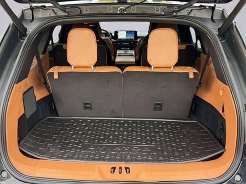 Used 2025 Lincoln Aviator Black Label AWD/4WD image 69