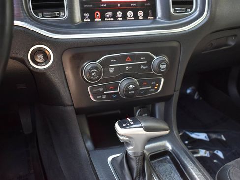Used 2015 Dodge Charger R/T RWD image 34