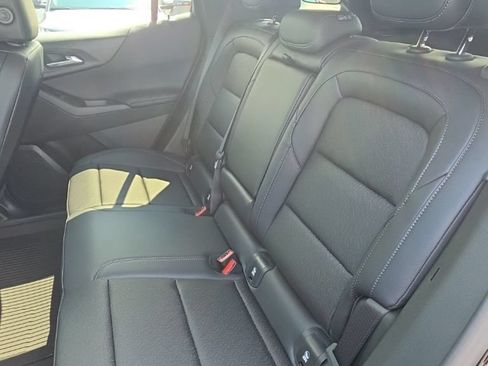 New 2027 Chevrolet Equinox LT w/ Convenience Package II AWD/4WD image 10