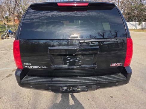 Used 2012 GMC Yukon XL SLT w/ SLT-2 Equipment Package image 5