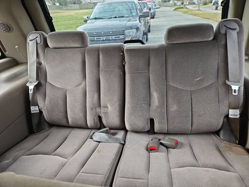 Used 2005 Chevrolet Tahoe LS w/ Cargo Package image 14