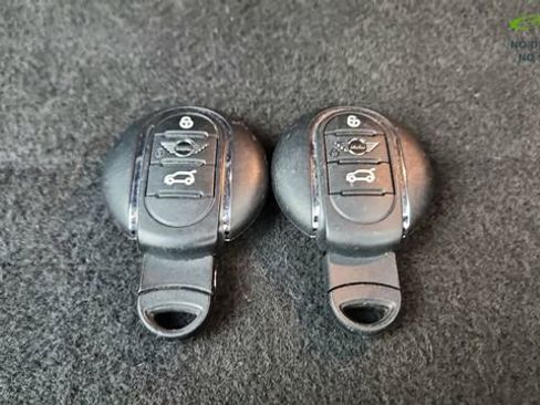 Used 2023 MINI Cooper S image 57