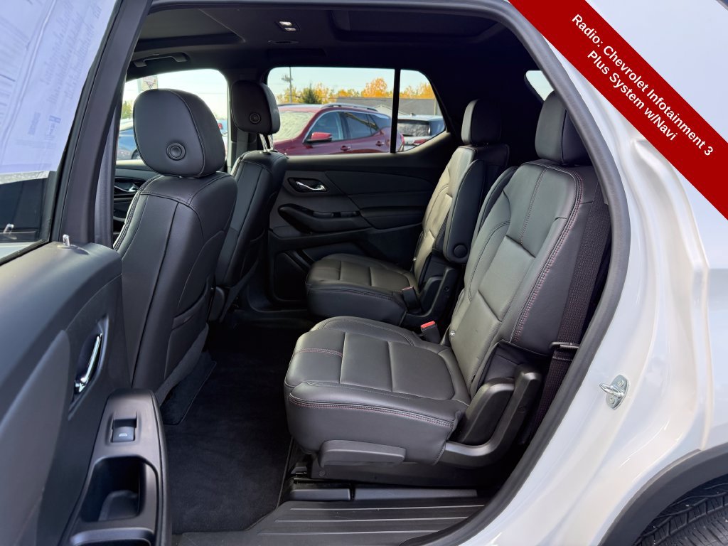Used 2023 Chevrolet Traverse RS AWD/4WD image 34