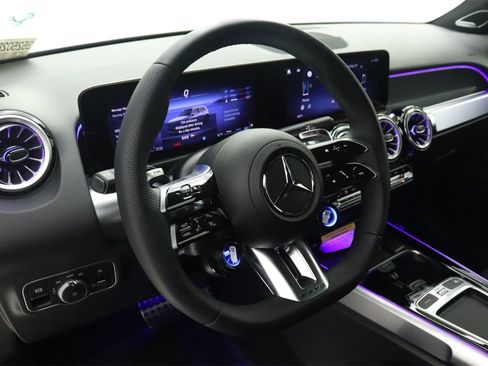 New 2025 Mercedes-Benz GLB 35 AMG 4MATIC image 5