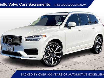 Used 2022 Volvo XC90 T6 Momentum w/ Advanced Package
