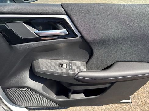 New 2026 Mitsubishi Outlander ES FWD image 35