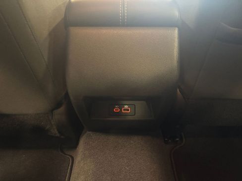 Used 2025 Nissan Altima 2.5 SV image 23