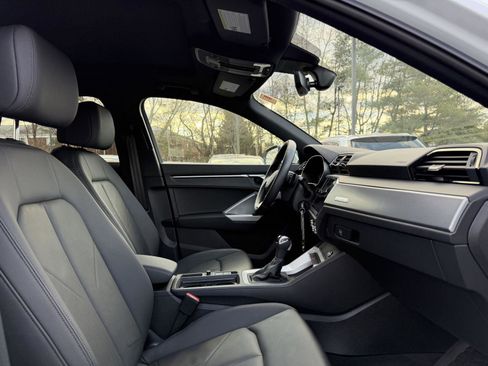 Used 2022 Audi Q3 2.0T Premium Plus w/ Premium Plus Package image 15