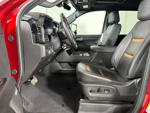Used 2024 GMC Sierra 2500 AT4 w/ AT4 Premium Plus Package image 11