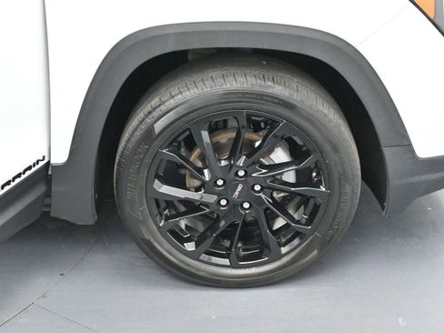 Used 2023 GMC Terrain SLT w/ Elevation Edition image 37