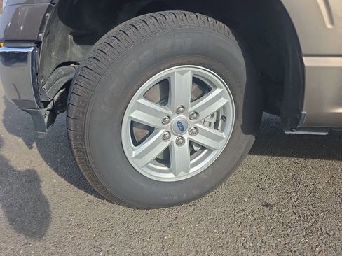 Used 2022 Ford F150 XLT image 15