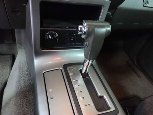 Used 2006 Nissan Pathfinder SE w/ (P01) Se Premium Pkg image 26