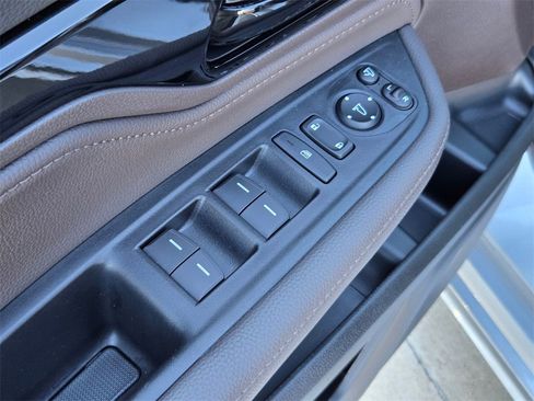 Used 2024 Honda Odyssey Elite image 12