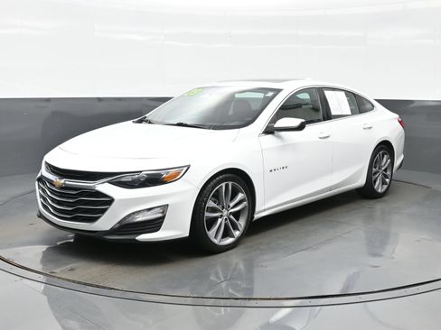 Used 2023 Chevrolet Malibu LT w/ Driver Confidence Package FWD image 2