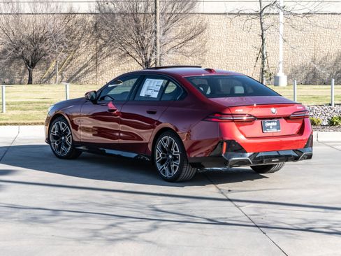 New 2026 BMW 530i xDrive w/ M Sport Package image 3