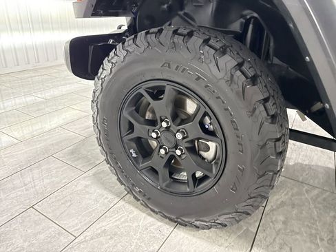 Used 2021 Jeep Wrangler Unlimited Sport image 34