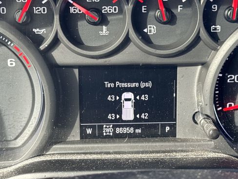 Used 2021 Chevrolet Silverado 1500 Custom Trail Boss w/ Midnight Edition image 11