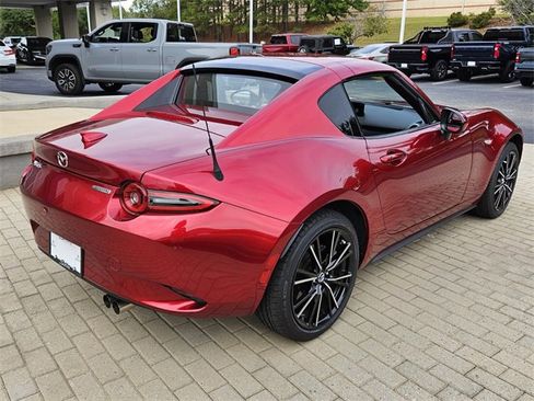 Used 2025 MAZDA MX-5 Miata RF Grand Touring image 12