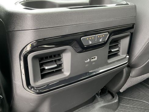 Used 2025 Chevrolet Silverado 1500 ZR2 w/ Technology Package AWD/4WD image 39