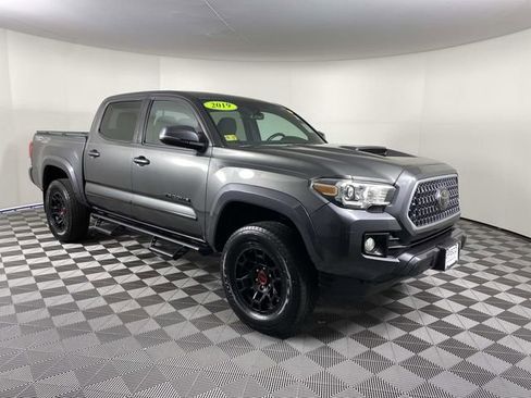 Used 2019 Toyota Tacoma TRD Sport w/ Technology Package AWD/4WD image 1