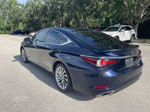 Used 2022 Lexus ES 350 Ultra Luxury w/ Accessory Package 2 FWD image 4