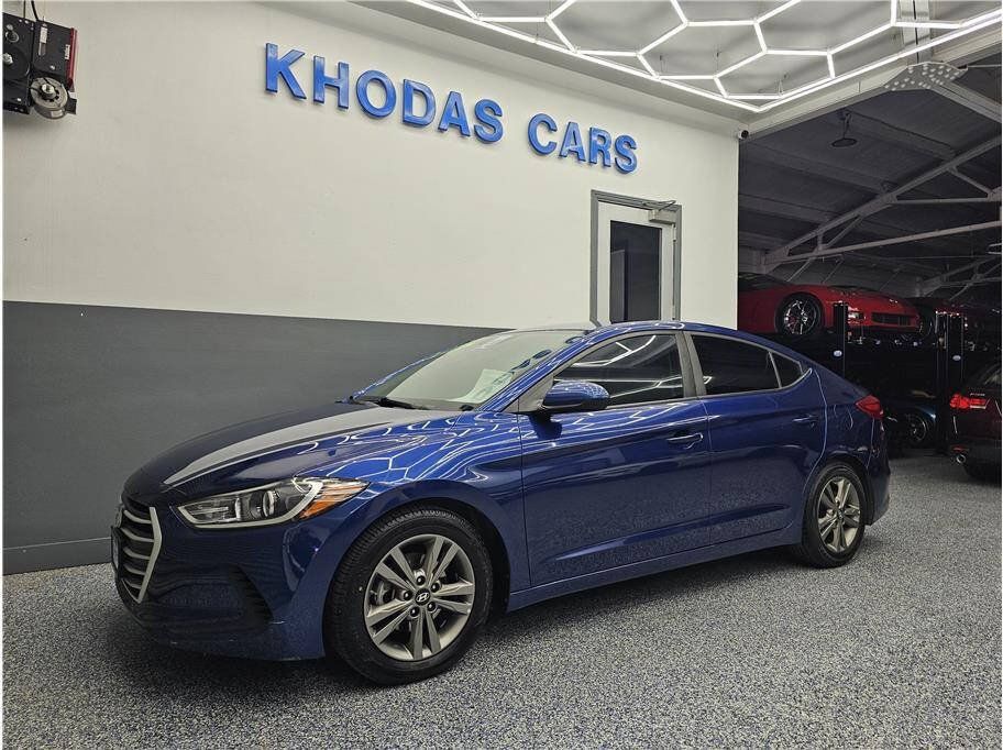 Used 2018 Hyundai Elantra SEL FWD image 2