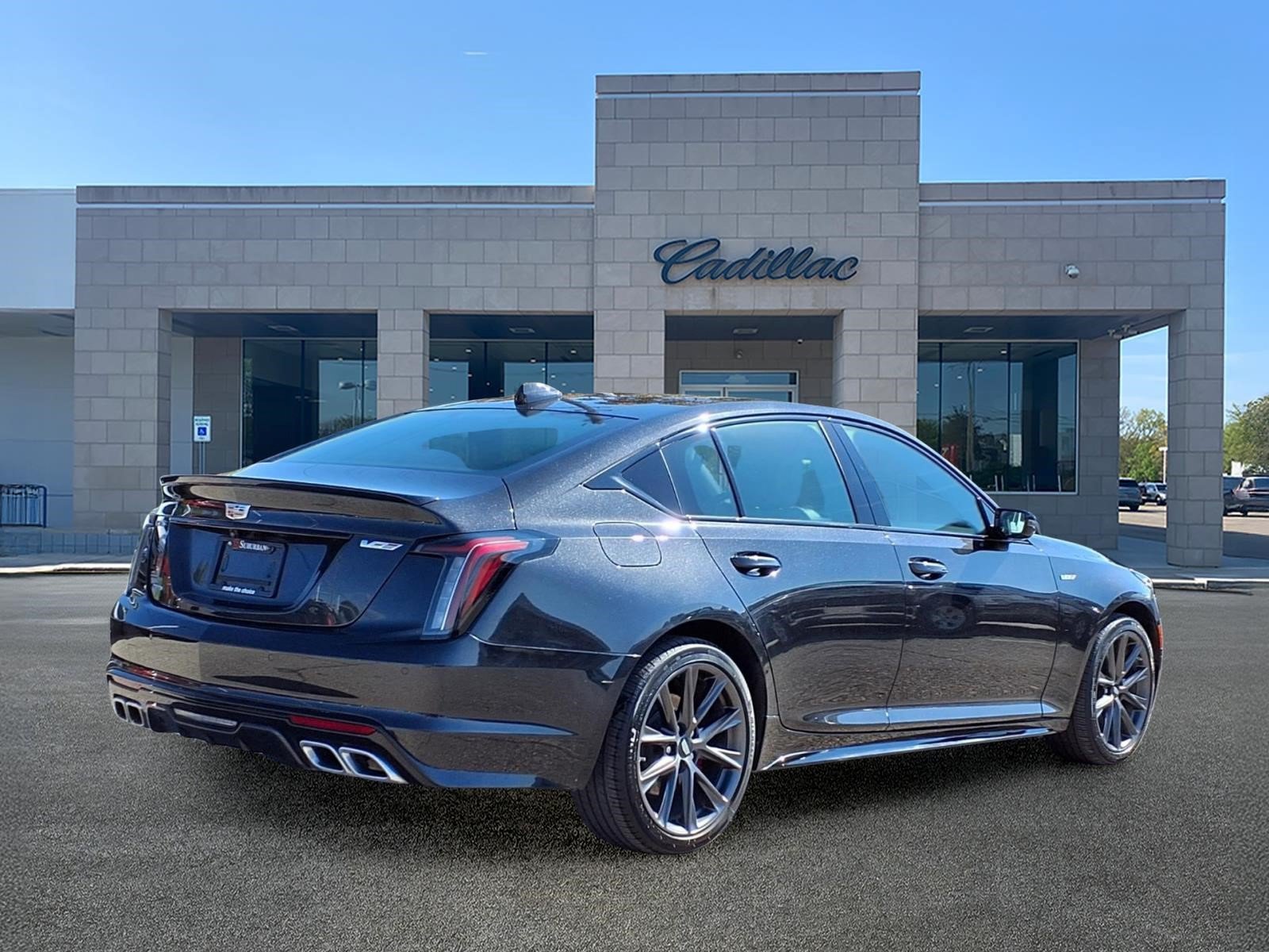 Used 2024 Cadillac CT5 V w/ Platinum Package AWD/4WD image 5