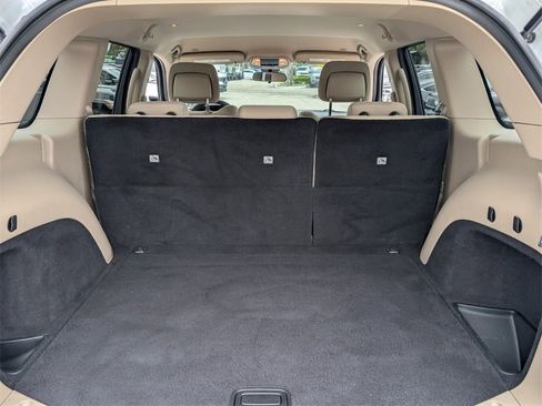 Used 2019 Jeep Grand Cherokee Laredo image 16