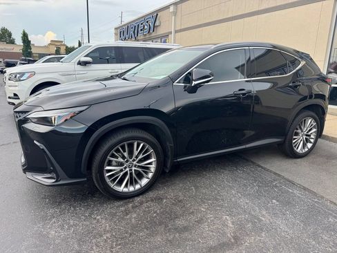 Used 2024 Lexus NX 350 AWD w/ Vision Package image 2