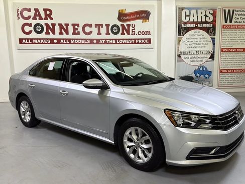 Used 2016 Volkswagen Passat 1.8T S FWD image 3