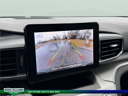 Used 2022 Ford Explorer XLT w/ Equipment Group 202A image 21