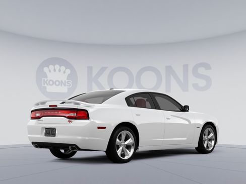 Used 2014 Dodge Charger R/T RWD image 4