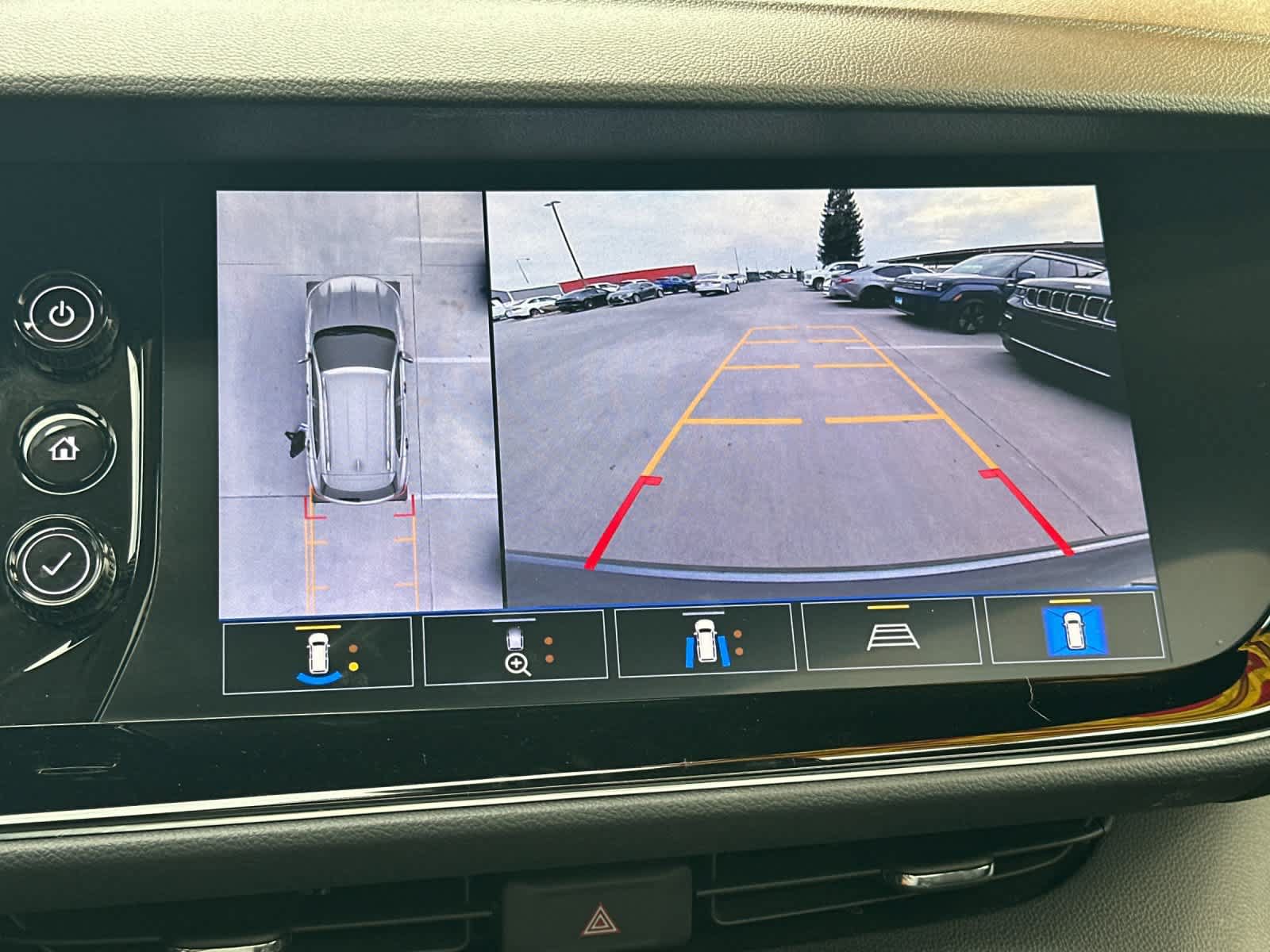 Used 2021 Buick Envision Avenir FWD image 21