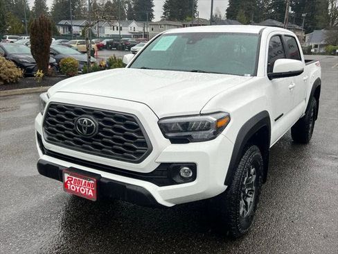 Certified 2023 Toyota Tacoma TRD Off-Road w/ Technology Package image 4