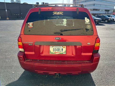 Used 2007 Ford Escape XLT image 4