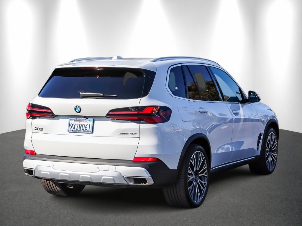 Used 2026 BMW X5 xDrive40i w/ Executive Package AWD/4WD image 6