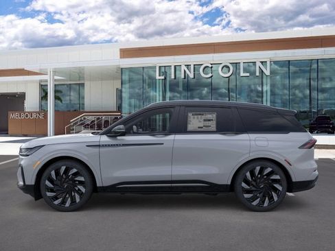New 2026 Lincoln Nautilus Reserve AWD/4WD image 6