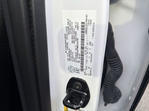 Used 2021 Ford F150 Lariat w/ Equipment Group 502A High image 29